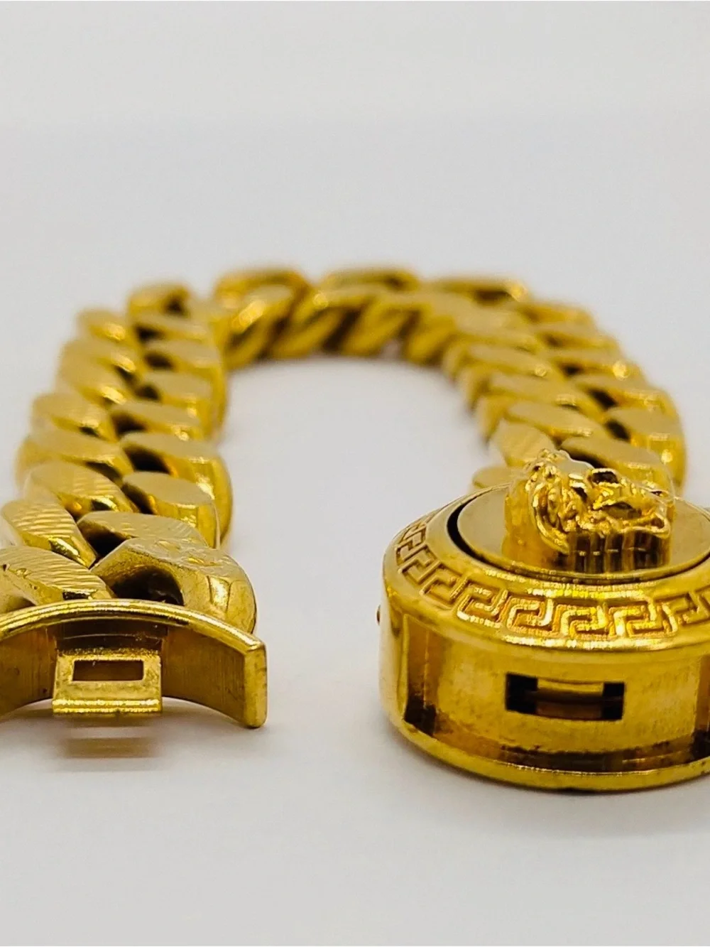 Versace bold gold